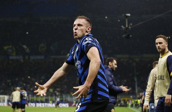 Cơ quan chính: Inter Milan đã nói với Newcastle để trả giá 40 triệu euro cho Flatse, và nếu nó được bán, nó có thể đuổi theo Lukeman một lần nữa