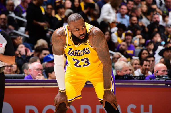Redick nói về James: Năm ngoái chúng tôi có yêu cầu cao đối 