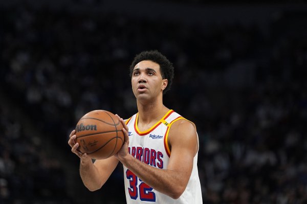 Cole: Sự tích hợp của Horford vào đội rất suôn sẻ. TJD là tr